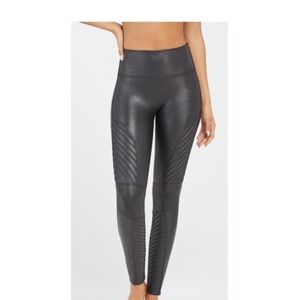 Spanx Faux Leather Moto Leggings – Black (Size M Petite)